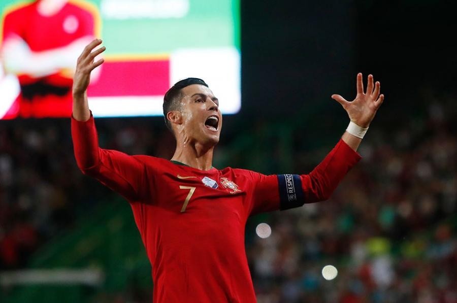 Kriştiano Ronaldo: "Mən rekord axtarmıram, onlar özləri məni tapır"